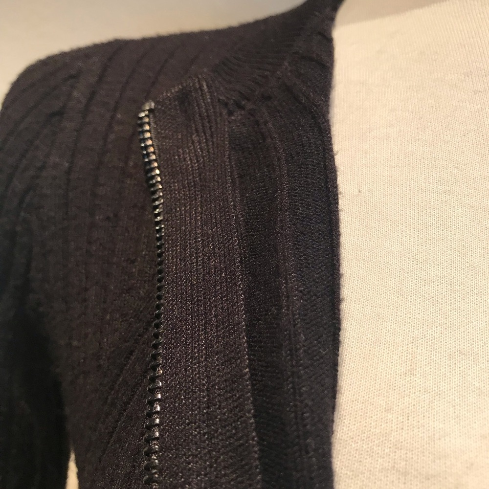 Open Elbows ❤️Thick Sweater Dress - Picture 7 of 8